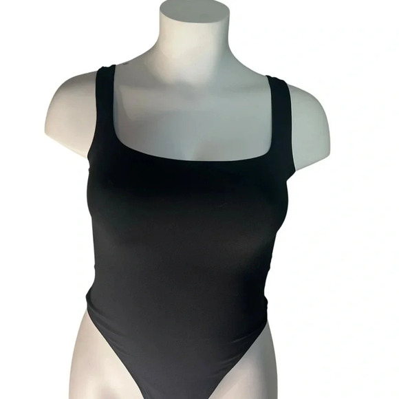 Charlotte Russe NWOT Contour Bodysuit - Picture 7 of 7